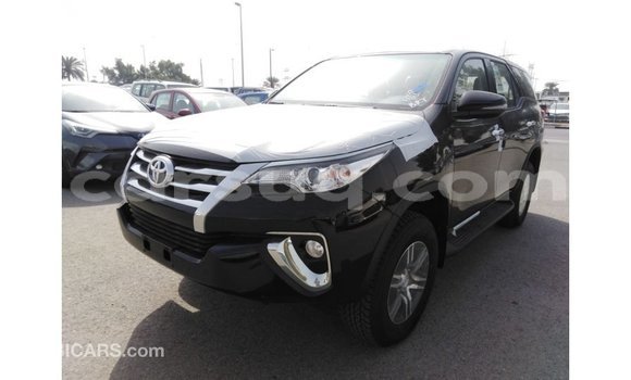 Acheter Import Voiture Toyota Fortuner Noir à Import - Dubai, Barh el Gazel Acheter Import Voiture Toyota Fortuner Noir à Import - Dubai, Barh el Gazel