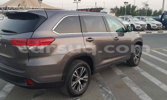 Acheter Import Voiture Toyota Highlander Autre à Import - Dubai, Barh el Gazel Acheter Import Voiture Toyota Highlander Autre à Import - Dubai, Barh el Gazel