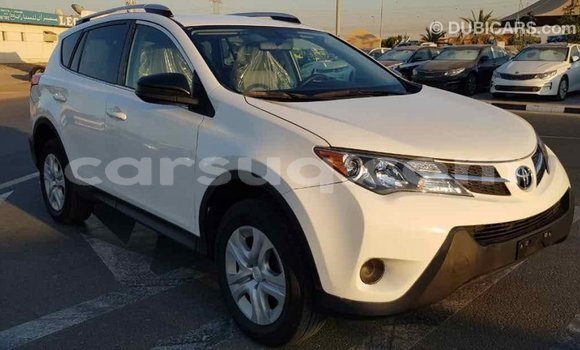 Acheter Import Voiture Toyota RAV4 Blanc à Import - Dubai, Barh el Gazel Acheter Import Voiture Toyota RAV4 Blanc à Import - Dubai, Barh el Gazel