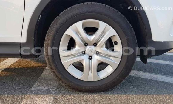 Acheter Import Voiture Toyota RAV4 Blanc à Import - Dubai, Barh el Gazel Acheter Import Voiture Toyota RAV4 Blanc à Import - Dubai, Barh el Gazel