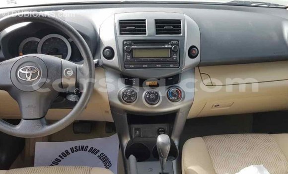 Acheter Import Voiture Toyota RAV4 Autre à Import - Dubai, Barh el Gazel Acheter Import Voiture Toyota RAV4 Autre à Import - Dubai, Barh el Gazel
