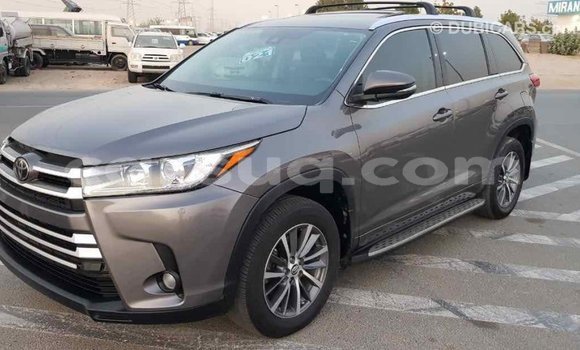 Buy Import Toyota Highlander Other Car in Import - Dubai in Barh el Gazel Buy Import Toyota Highlander Other Car in Import - Dubai in Barh el Gazel