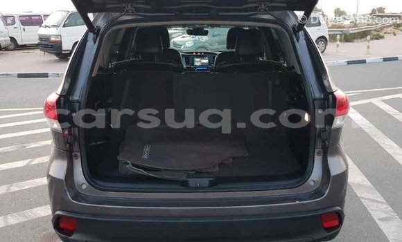 Buy Import Toyota Highlander Other Car in Import - Dubai in Barh el Gazel Buy Import Toyota Highlander Other Car in Import - Dubai in Barh el Gazel