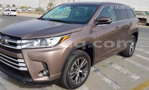 Acheter Import Voiture Toyota Highlander Marron à Import - Dubai, Barh el Gazel Acheter Import Voiture Toyota Highlander Marron à Import - Dubai, Barh el Gazel
