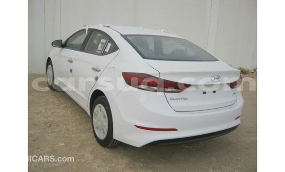 Acheter Import Voiture Hyundai Elantra Blanc à Import - Dubai, Barh el Gazel Acheter Import Voiture Hyundai Elantra Blanc à Import - Dubai, Barh el Gazel