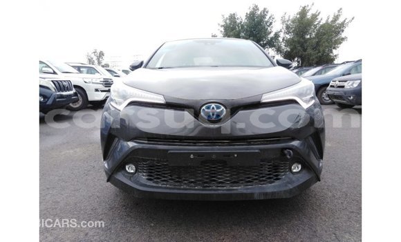Acheter Import Voiture Toyota C-HR Autre à Import - Dubai, Barh el Gazel Acheter Import Voiture Toyota C-HR Autre à Import - Dubai, Barh el Gazel