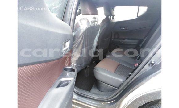 Acheter Import Voiture Toyota C-HR Autre à Import - Dubai, Barh el Gazel Acheter Import Voiture Toyota C-HR Autre à Import - Dubai, Barh el Gazel