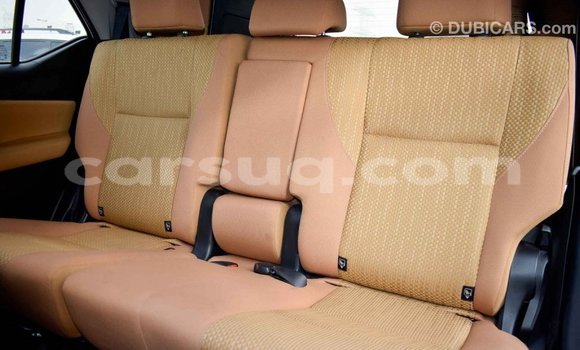 Acheter Import Voiture Toyota Fortuner Blanc à Import - Dubai, Barh el Gazel Acheter Import Voiture Toyota Fortuner Blanc à Import - Dubai, Barh el Gazel