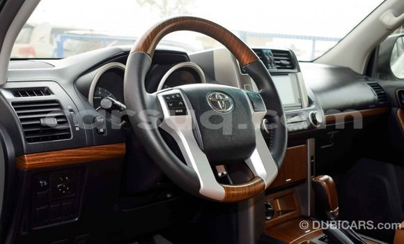 Acheter Import Voiture Toyota Prado Blanc à Import - Dubai, Barh el Gazel Acheter Import Voiture Toyota Prado Blanc à Import - Dubai, Barh el Gazel