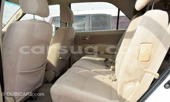 Acheter Import Voiture Toyota Fortuner Blanc à Import - Dubai, Barh el Gazel Acheter Import Voiture Toyota Fortuner Blanc à Import - Dubai, Barh el Gazel