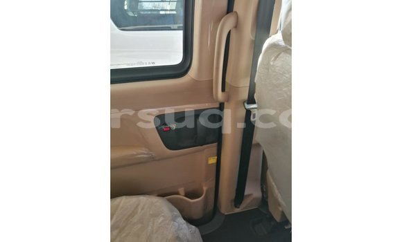 Acheter Import Voiture Hyundai Accent Blanc à Import - Dubai, Barh el Gazel Acheter Import Voiture Hyundai Accent Blanc à Import - Dubai, Barh el Gazel