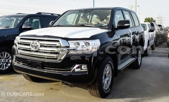 Acheter Import Voiture Toyota Land Cruiser Noir à Import - Dubai, Barh el Gazel Acheter Import Voiture Toyota Land Cruiser Noir à Import - Dubai, Barh el Gazel