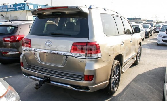Buy Import Toyota Land Cruiser Other Car in Import - Dubai in Barh el Gazel Buy Import Toyota Land Cruiser Other Car in Import - Dubai in Barh el Gazel