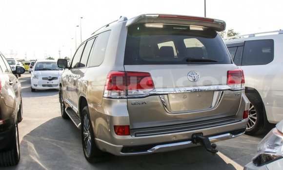 Buy Import Toyota Land Cruiser Other Car in Import - Dubai in Barh el Gazel Buy Import Toyota Land Cruiser Other Car in Import - Dubai in Barh el Gazel