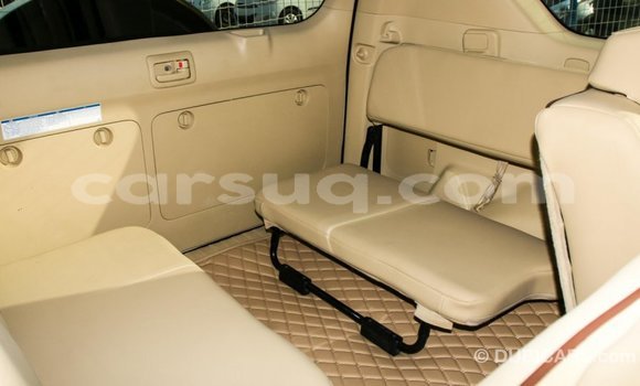 Acheter Import Voiture Toyota Prado Blanc à Import - Dubai, Barh el Gazel Acheter Import Voiture Toyota Prado Blanc à Import - Dubai, Barh el Gazel