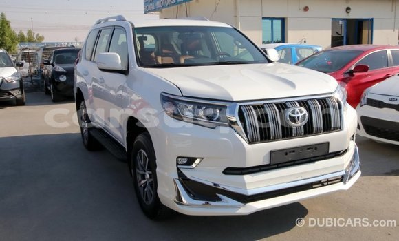 Acheter Import Voiture Toyota Prado Blanc à Import - Dubai, Barh el Gazel Acheter Import Voiture Toyota Prado Blanc à Import - Dubai, Barh el Gazel