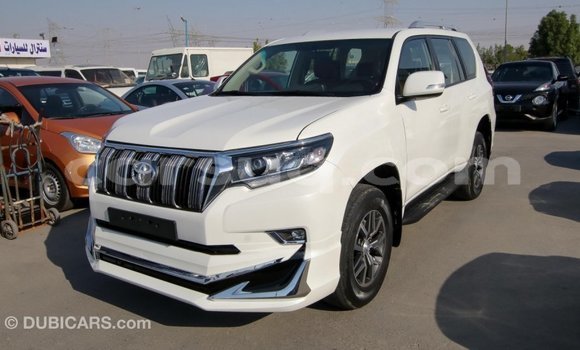 Acheter Import Voiture Toyota Prado Blanc à Import - Dubai, Barh el Gazel Acheter Import Voiture Toyota Prado Blanc à Import - Dubai, Barh el Gazel
