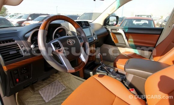 Acheter Import Voiture Toyota Prado Blanc à Import - Dubai, Barh el Gazel Acheter Import Voiture Toyota Prado Blanc à Import - Dubai, Barh el Gazel