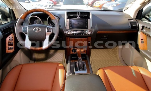 Acheter Import Voiture Toyota Prado Blanc à Import - Dubai, Barh el Gazel Acheter Import Voiture Toyota Prado Blanc à Import - Dubai, Barh el Gazel