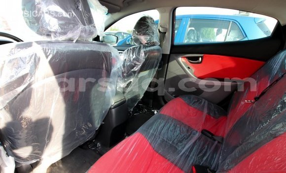 Acheter Import Voiture Hyundai Elantra Rouge à Import - Dubai, Barh el Gazel Acheter Import Voiture Hyundai Elantra Rouge à Import - Dubai, Barh el Gazel