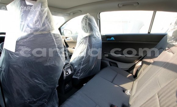 Acheter Import Voiture Kia Sportage Blanc à Import - Dubai, Barh el Gazel Acheter Import Voiture Kia Sportage Blanc à Import - Dubai, Barh el Gazel