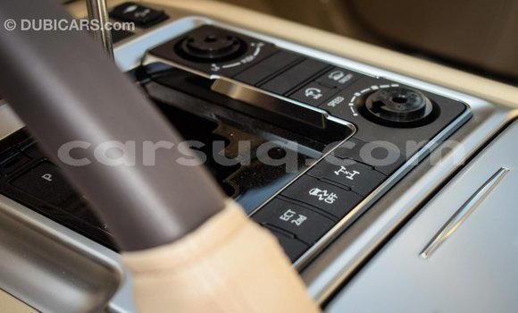 Acheter Import Voiture Toyota Land Cruiser Blanc à Import - Dubai, Barh el Gazel Acheter Import Voiture Toyota Land Cruiser Blanc à Import - Dubai, Barh el Gazel