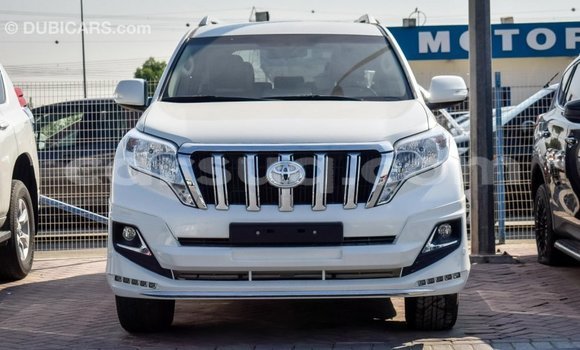 Acheter Import Voiture Toyota Prado Blanc à Import - Dubai, Barh el Gazel Acheter Import Voiture Toyota Prado Blanc à Import - Dubai, Barh el Gazel