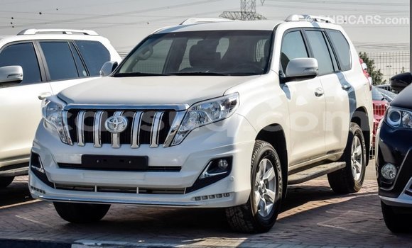 Acheter Import Voiture Toyota Prado Blanc à Import - Dubai, Barh el Gazel Acheter Import Voiture Toyota Prado Blanc à Import - Dubai, Barh el Gazel