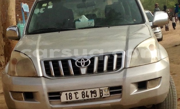 Acheter Occasion Voiture Toyota Land Cruiser Gris à N'Djamena au Tchad Acheter Occasion Voiture Toyota Land Cruiser Gris à N'Djamena au Tchad