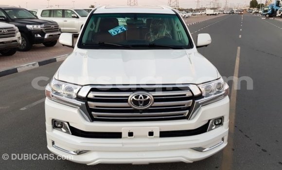 Buy Import Toyota Land Cruiser White Car in Import - Dubai in Barh el Gazel Buy Import Toyota Land Cruiser White Car in Import - Dubai in Barh el Gazel