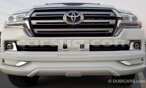 Buy Import Toyota Land Cruiser White Car in Import - Dubai in Barh el Gazel Buy Import Toyota Land Cruiser White Car in Import - Dubai in Barh el Gazel