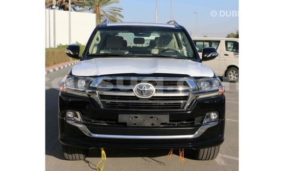 Acheter Import Voiture Toyota Land Cruiser Noir à Import - Dubai, Barh el Gazel Acheter Import Voiture Toyota Land Cruiser Noir à Import - Dubai, Barh el Gazel