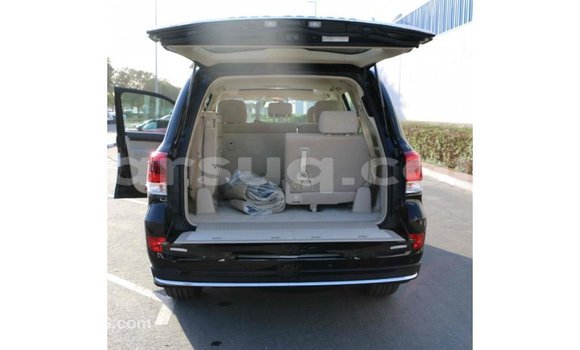 Acheter Import Voiture Toyota Land Cruiser Noir à Import - Dubai, Barh el Gazel Acheter Import Voiture Toyota Land Cruiser Noir à Import - Dubai, Barh el Gazel