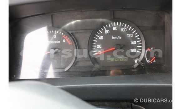 Acheter Import Voiture Isuzu Rodeo Blanc à Import - Dubai, Barh el Gazel