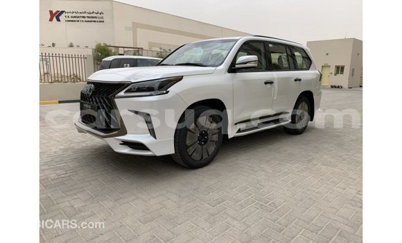 Buy Import Lexus LX White Car in Import - Dubai in Barh el Gazel Buy Import Lexus LX White Car in Import - Dubai in Barh el Gazel