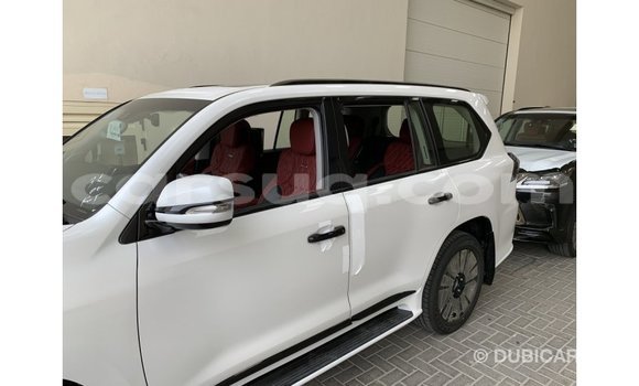 Buy Import Lexus LX White Car in Import - Dubai in Barh el Gazel Buy Import Lexus LX White Car in Import - Dubai in Barh el Gazel