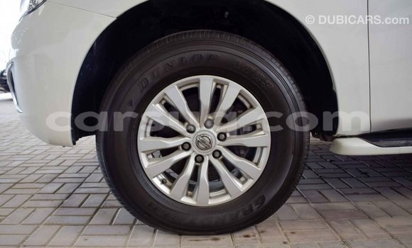 Acheter Import Voiture Nissan Patrol Blanc à Import - Dubai, Barh el Gazel