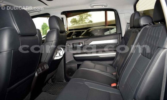Acheter Import Voiture Toyota Tundra Noir à Import - Dubai, Barh el Gazel Acheter Import Voiture Toyota Tundra Noir à Import - Dubai, Barh el Gazel