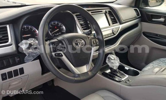 Acheter Import Voiture Toyota Highlander Noir à Import - Dubai, Barh el Gazel Acheter Import Voiture Toyota Highlander Noir à Import - Dubai, Barh el Gazel