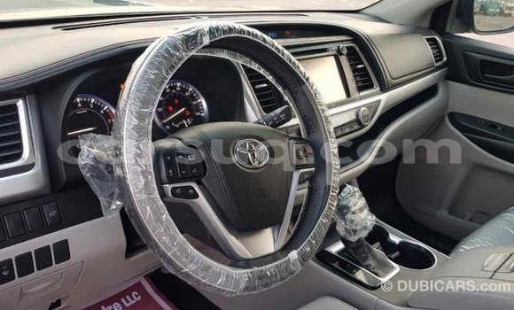 Buy Import Toyota Highlander Other Car in Import - Dubai in Barh el Gazel Buy Import Toyota Highlander Other Car in Import - Dubai in Barh el Gazel