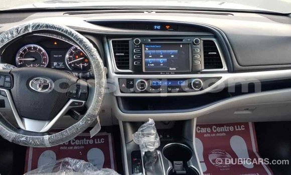 Buy Import Toyota Highlander Other Car in Import - Dubai in Barh el Gazel Buy Import Toyota Highlander Other Car in Import - Dubai in Barh el Gazel