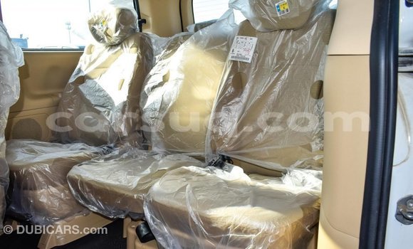 Acheter Import Voiture Hyundai Accent Blanc à Import - Dubai, Barh el Gazel Acheter Import Voiture Hyundai Accent Blanc à Import - Dubai, Barh el Gazel