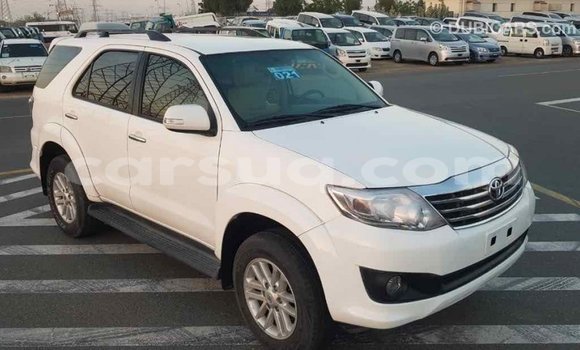 Buy Import Toyota Fortuner White Car in Import - Dubai in Barh el Gazel Buy Import Toyota Fortuner White Car in Import - Dubai in Barh el Gazel
