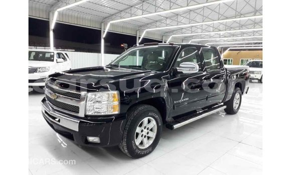 Acheter Import Voiture Chevrolet Silverado Noir à Import - Dubai, Barh el Gazel Acheter Import Voiture Chevrolet Silverado Noir à Import - Dubai, Barh el Gazel