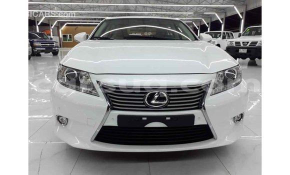 Acheter Import Voiture Lexus ES Blanc à Import - Dubai, Barh el Gazel Acheter Import Voiture Lexus ES Blanc à Import - Dubai, Barh el Gazel