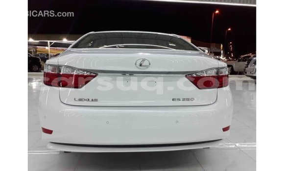 Acheter Import Voiture Lexus ES Blanc à Import - Dubai, Barh el Gazel Acheter Import Voiture Lexus ES Blanc à Import - Dubai, Barh el Gazel