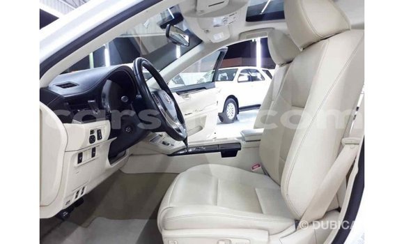 Acheter Import Voiture Lexus ES Blanc à Import - Dubai, Barh el Gazel Acheter Import Voiture Lexus ES Blanc à Import - Dubai, Barh el Gazel