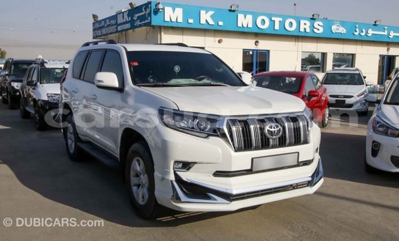 Acheter Import Voiture Toyota Prado Blanc à Import - Dubai, Barh el Gazel Acheter Import Voiture Toyota Prado Blanc à Import - Dubai, Barh el Gazel