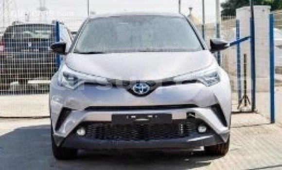Acheter Import Voiture Toyota C-HR Autre à Import - Dubai, Barh el Gazel Acheter Import Voiture Toyota C-HR Autre à Import - Dubai, Barh el Gazel