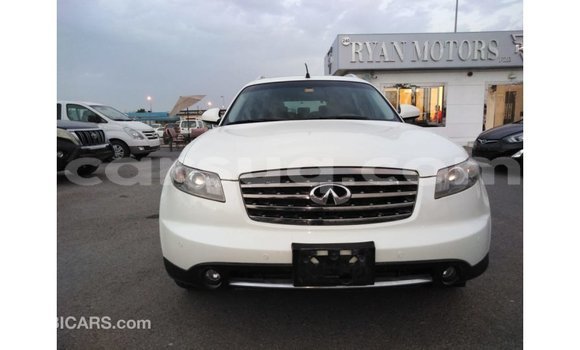 Acheter Import Voiture Infiniti FX Blanc à Import - Dubai, Barh el Gazel Acheter Import Voiture Infiniti FX Blanc à Import - Dubai, Barh el Gazel